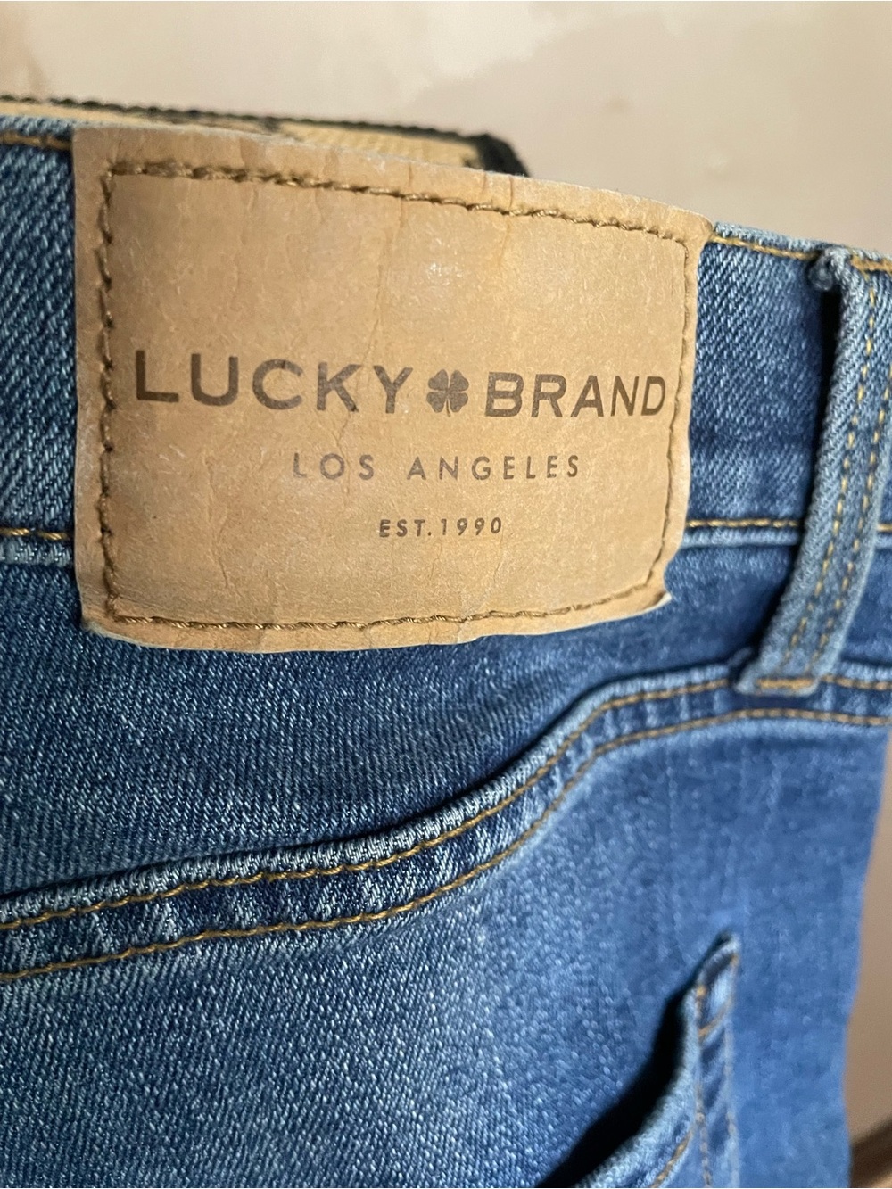 Lucky Brand 411 Athletic Taper Men's Jeans In Medium Blue Wash View 2